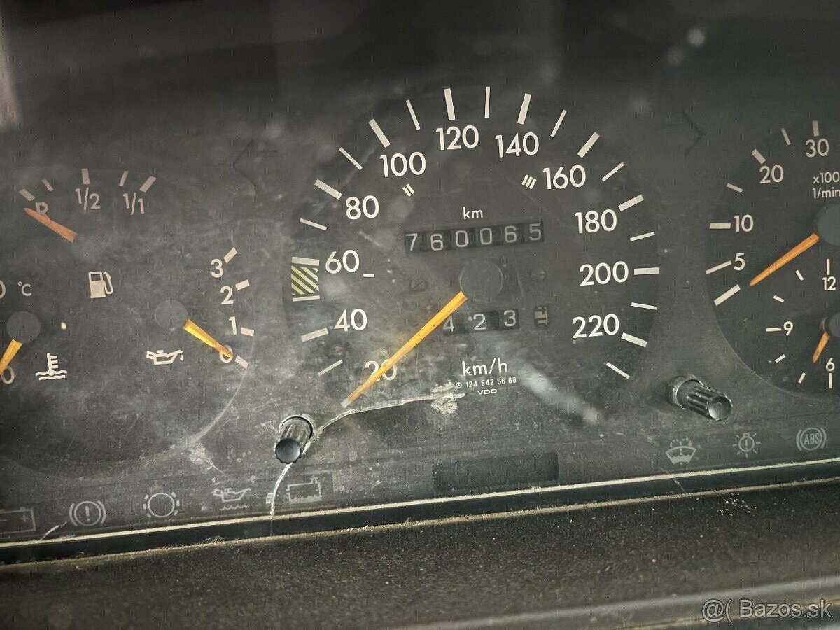 MERCEDES BENZ W124 300D TURBO - 10