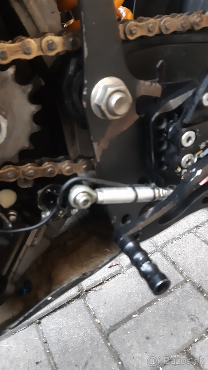 Kawasaki Ninja 400 špecifikácia SSP300 - 10