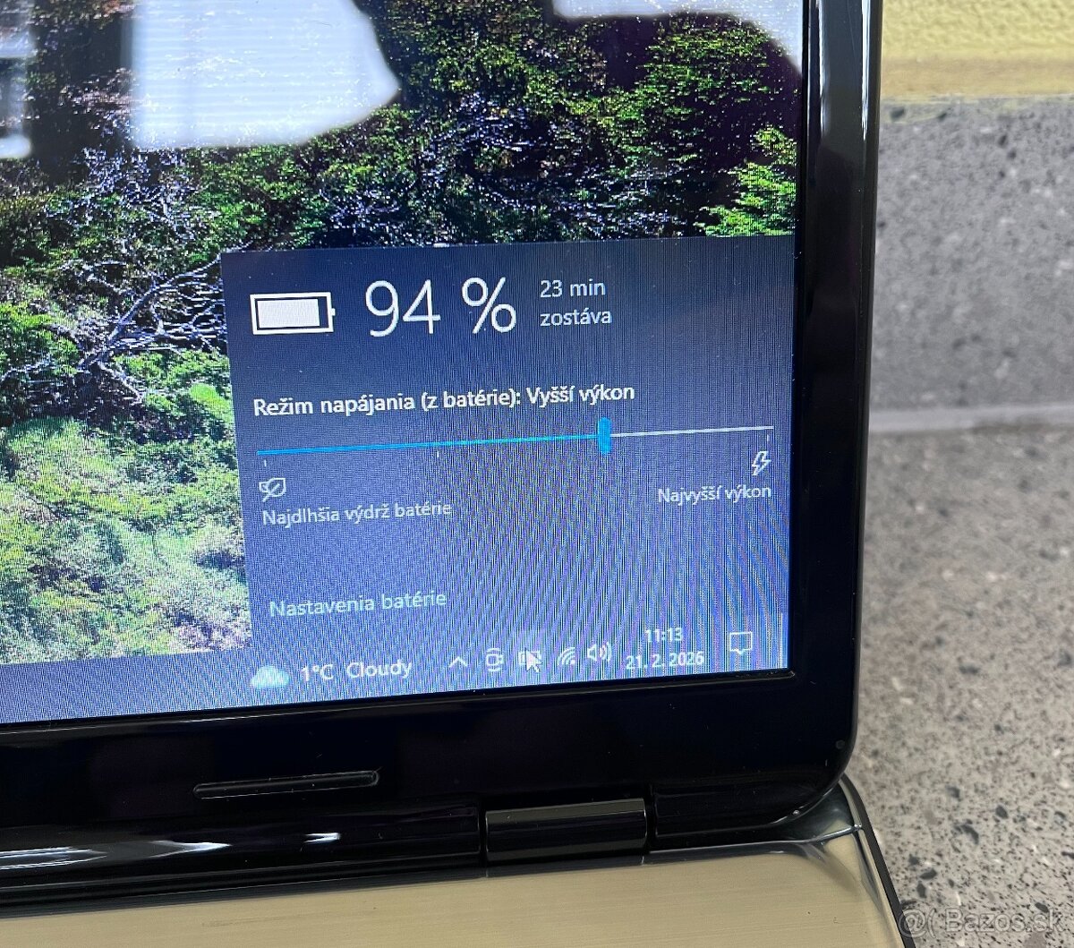 Dell Inspiron / intel i3 / 8GB RAM / 128GB SSD / 15.6" - 10