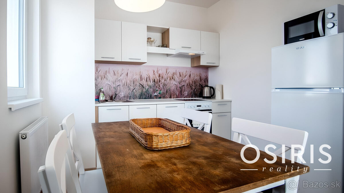 Na prenájom zariadený 2i byt s balkónom v novostavbe 2023, O - 10