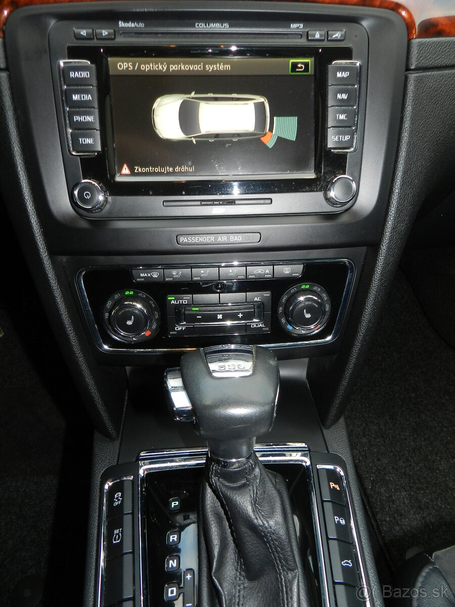 Škoda Superb Combi 2.0 TDI CR 140k Elegance DSG - 10