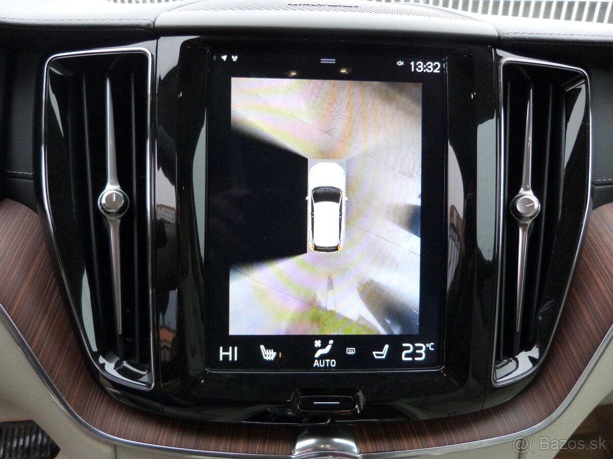 Volvo XC60 T8 Twin Engine Inscription eAWD A/T - 10