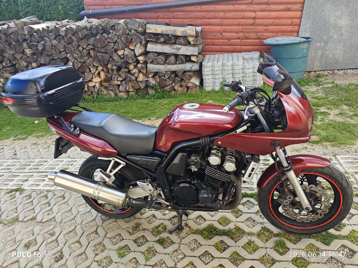 Yamaha Fazer - 10