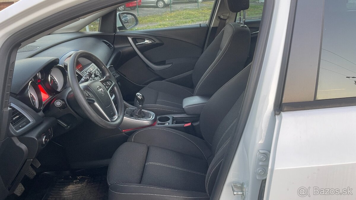 Opel Astra Caravan 1.7 81kW - 10