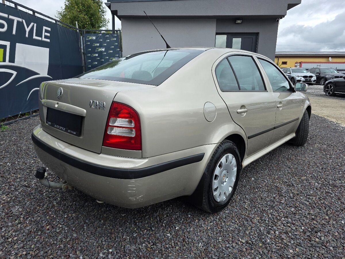 Škoda Octavia 1.6 Elegance - 10