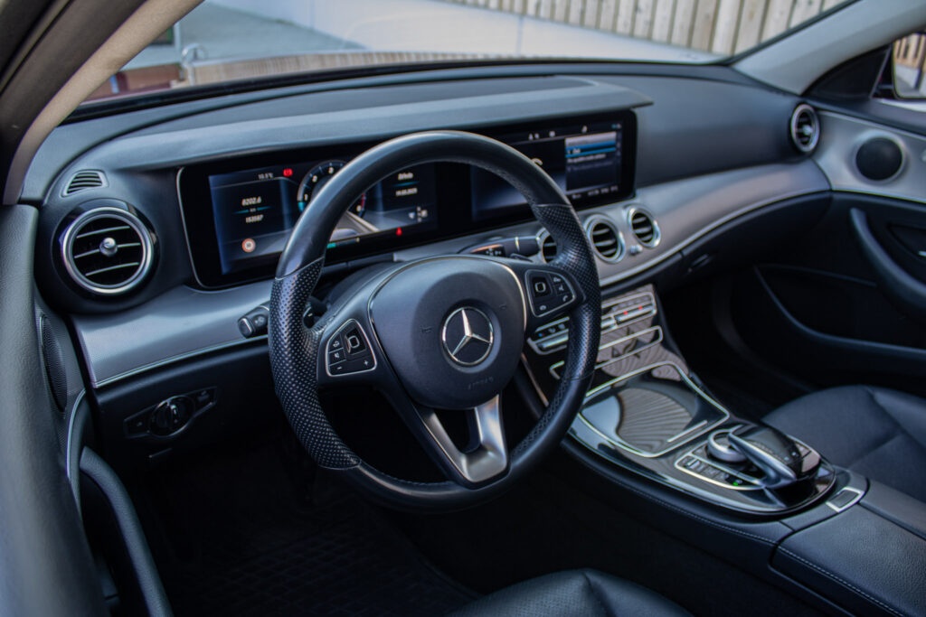 Mercedes E220d 4matic - 10
