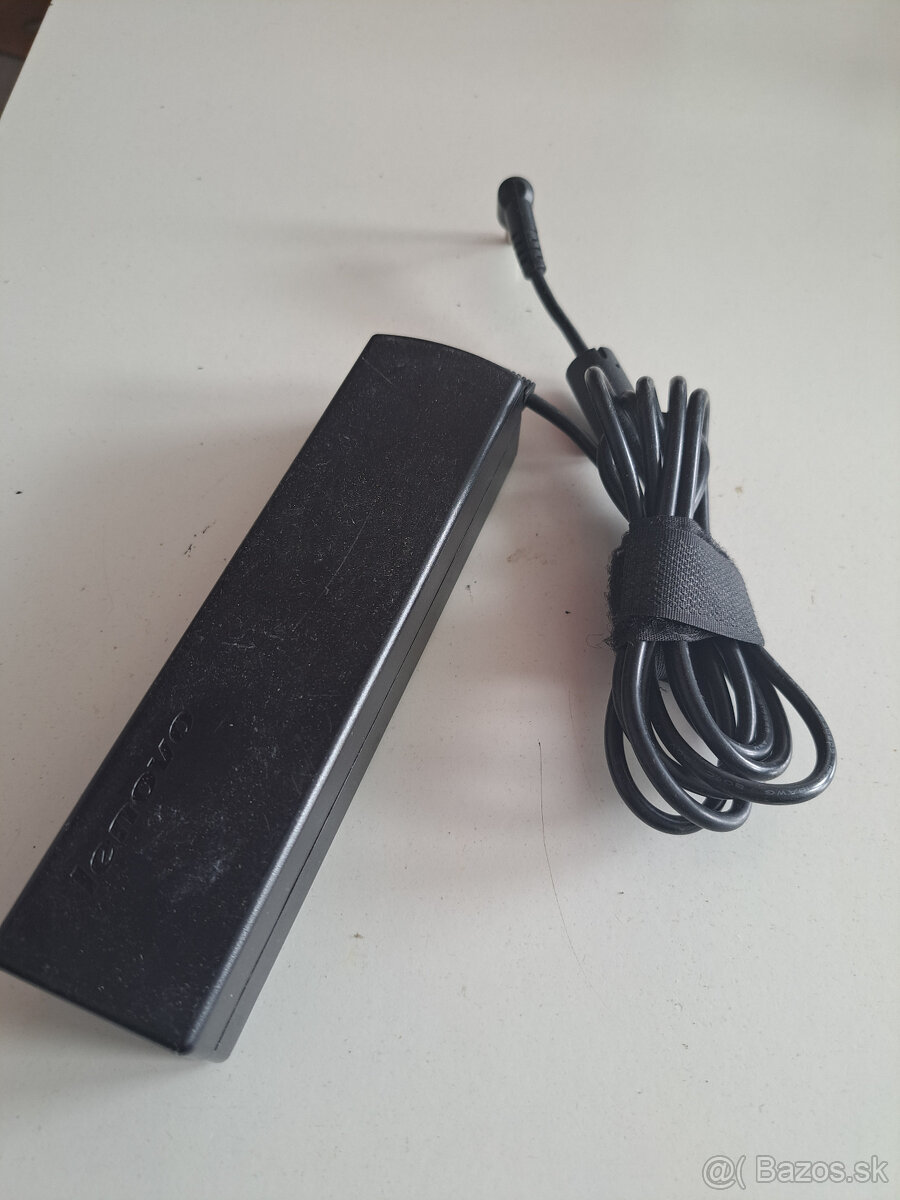Zdroje adaptéry na notebooky jeden kus 10€ - 10