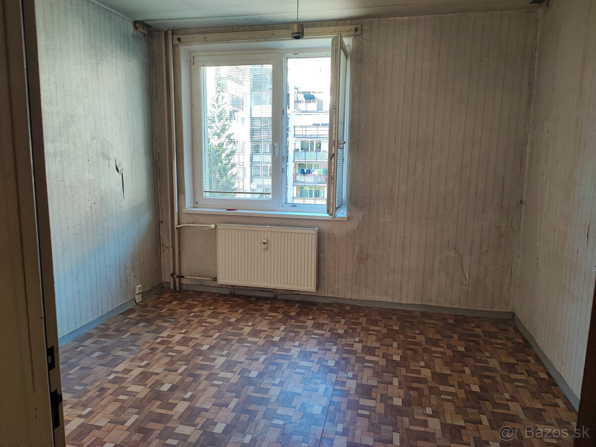 Predáme 3 izbový byt v Trenčianskych Tepliciach - 10