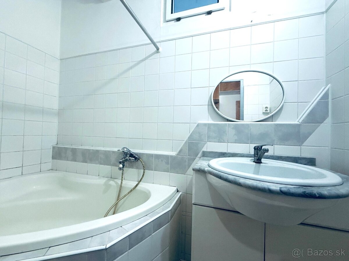 3 izb. byt v srdci Terasy – ul. Pokroku - 10