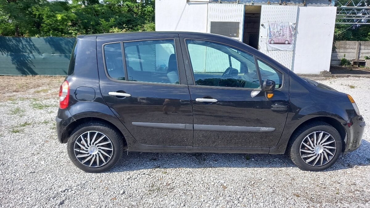 Renault Modus - 10