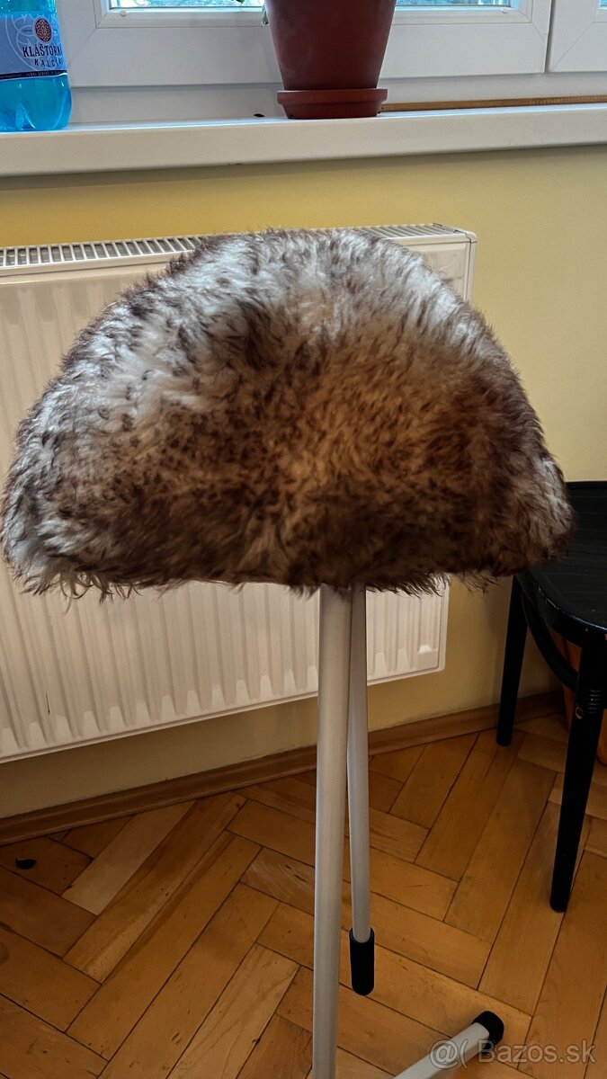 Predam damske klobuky a doplnky ku kabatom - 10