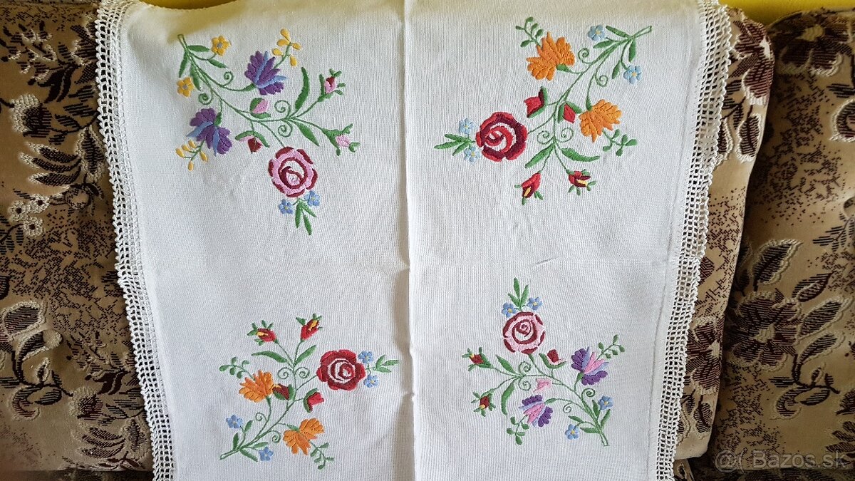 ÚĽUV + vyšívané prestieranie, obrúsky - 10