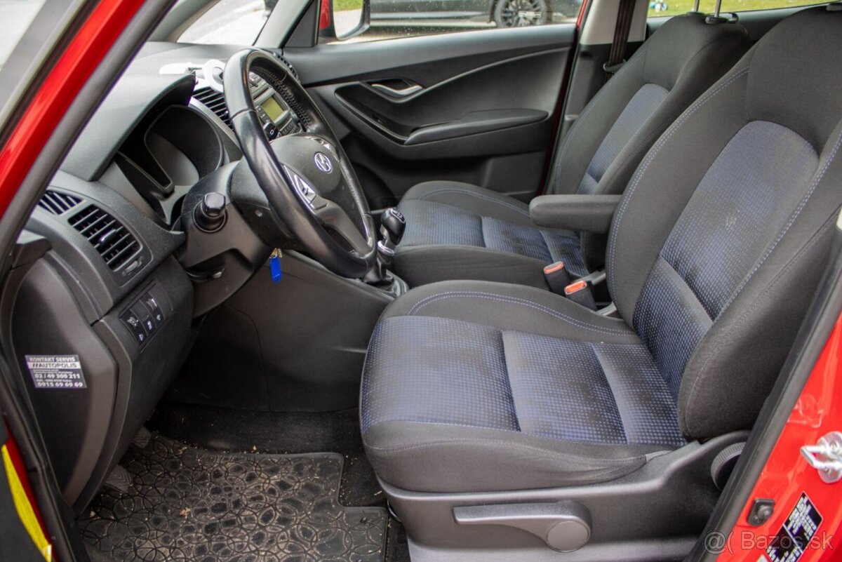 Hyundai ix20 1.4 DOHC 66 kW - 10