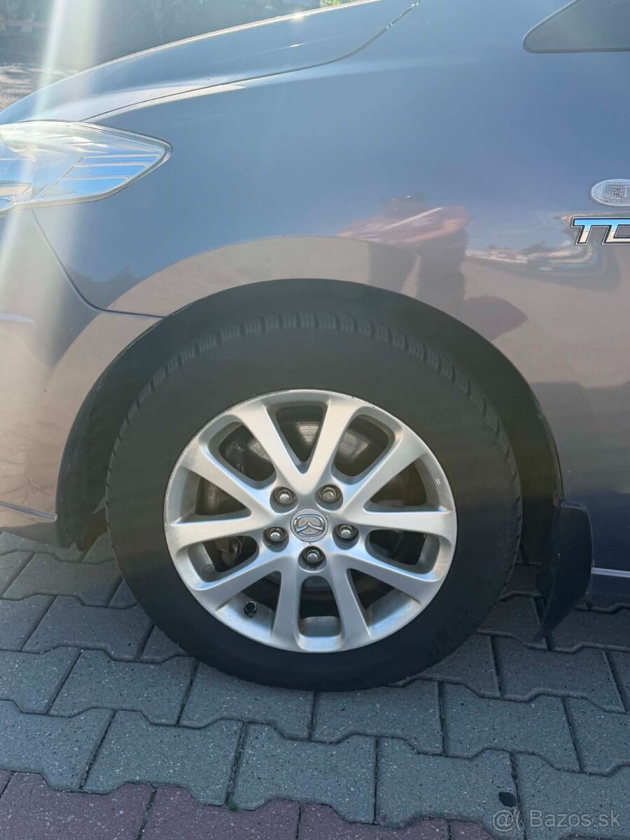 Mazda 5 -7 miestna - 10