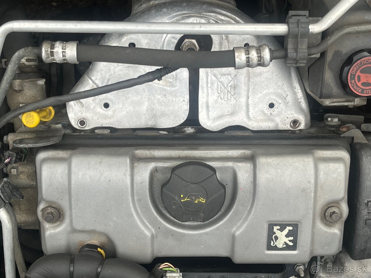Peugeot 206, 1.1i - 10