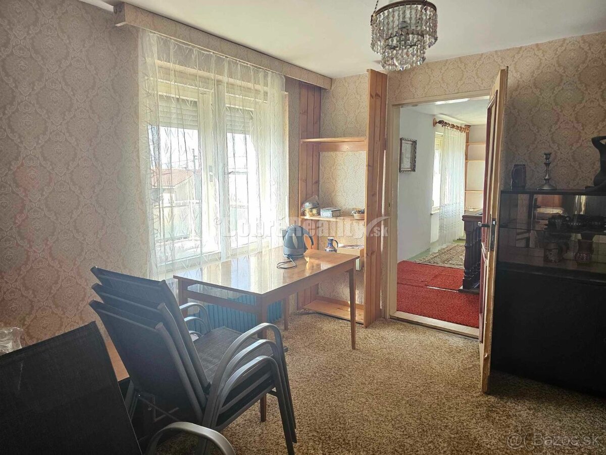 RD - ZOBOR na pozemku 575m2 - vhodný na bývanie, aj komerčn - 10