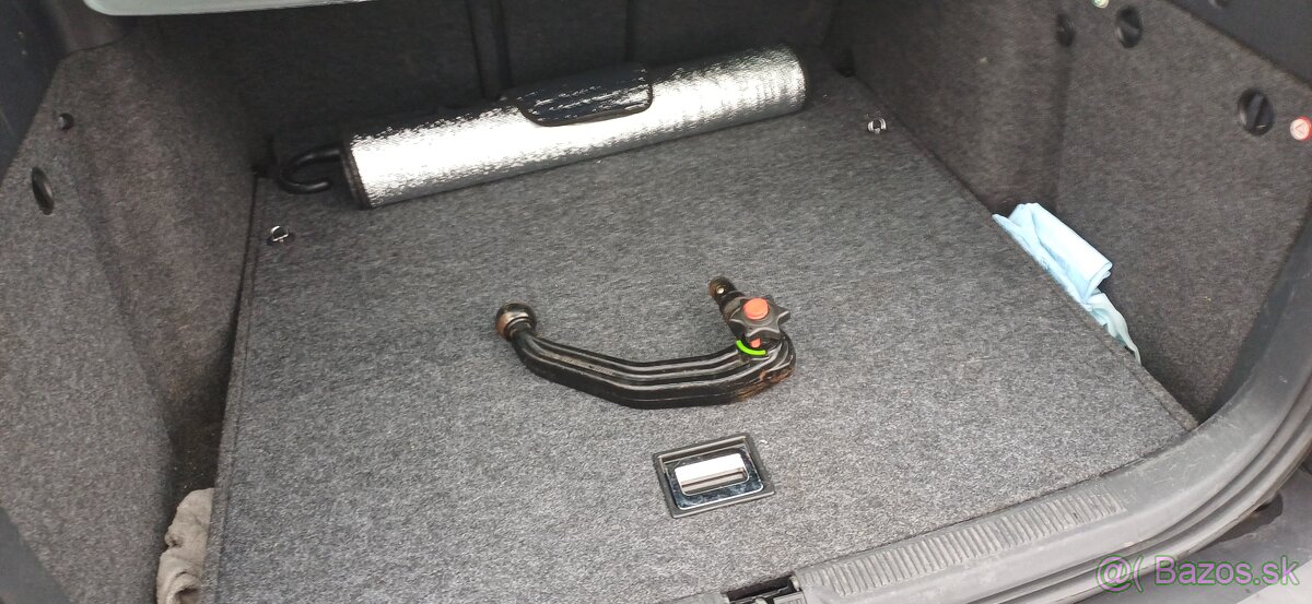 Škoda octavia 1.9 tdi 77kw r.v 2006 - 10