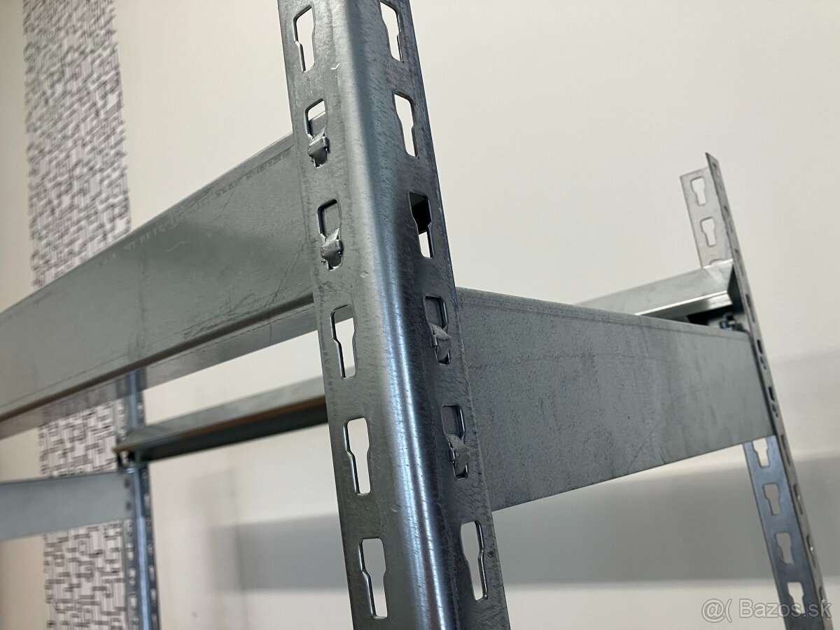 Kvalitné pozinkované regály na pneumatiky - 10