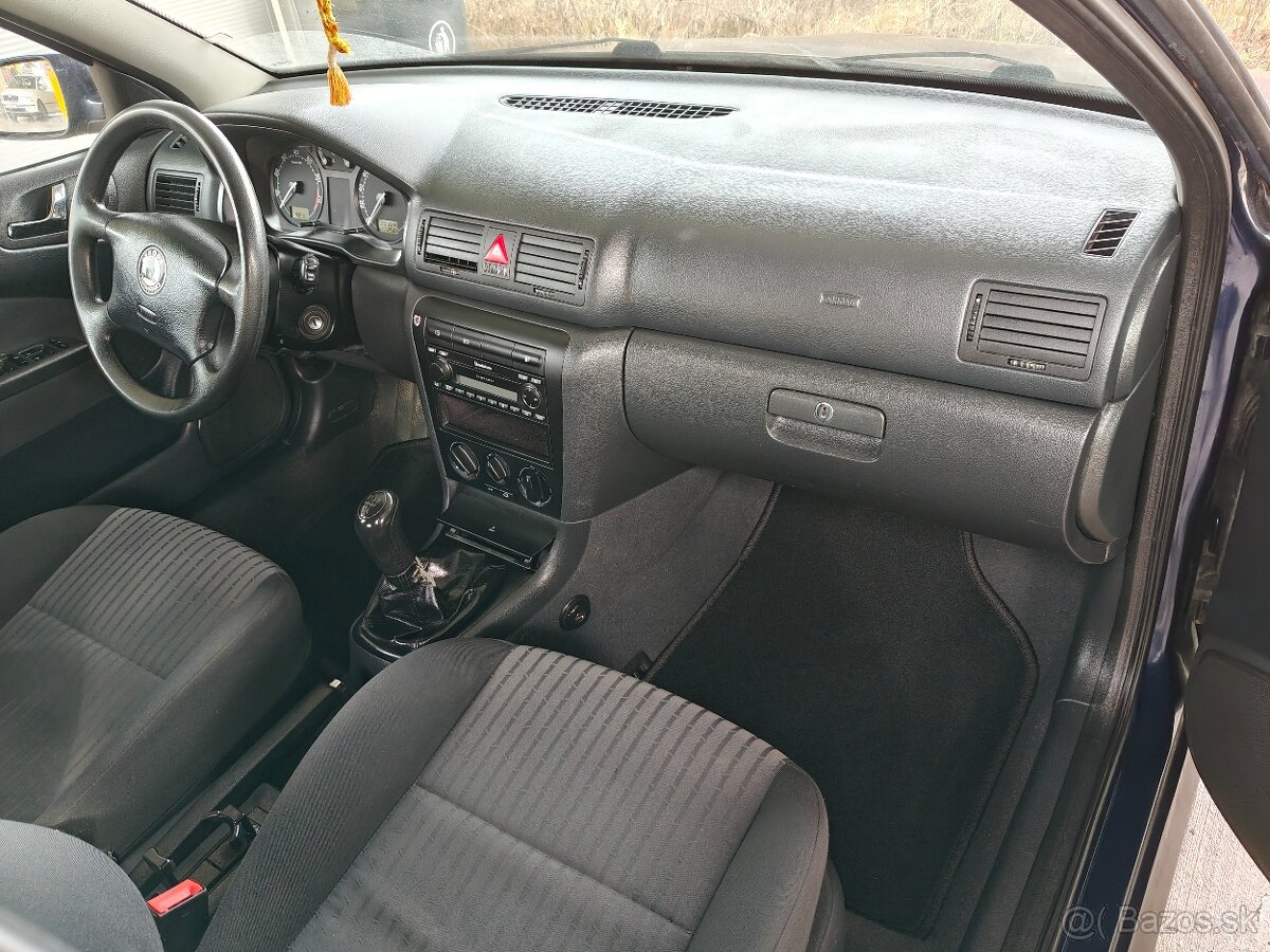 Predám Škoda Octavia 2.0i LPG R.v2003 Elegance - 10