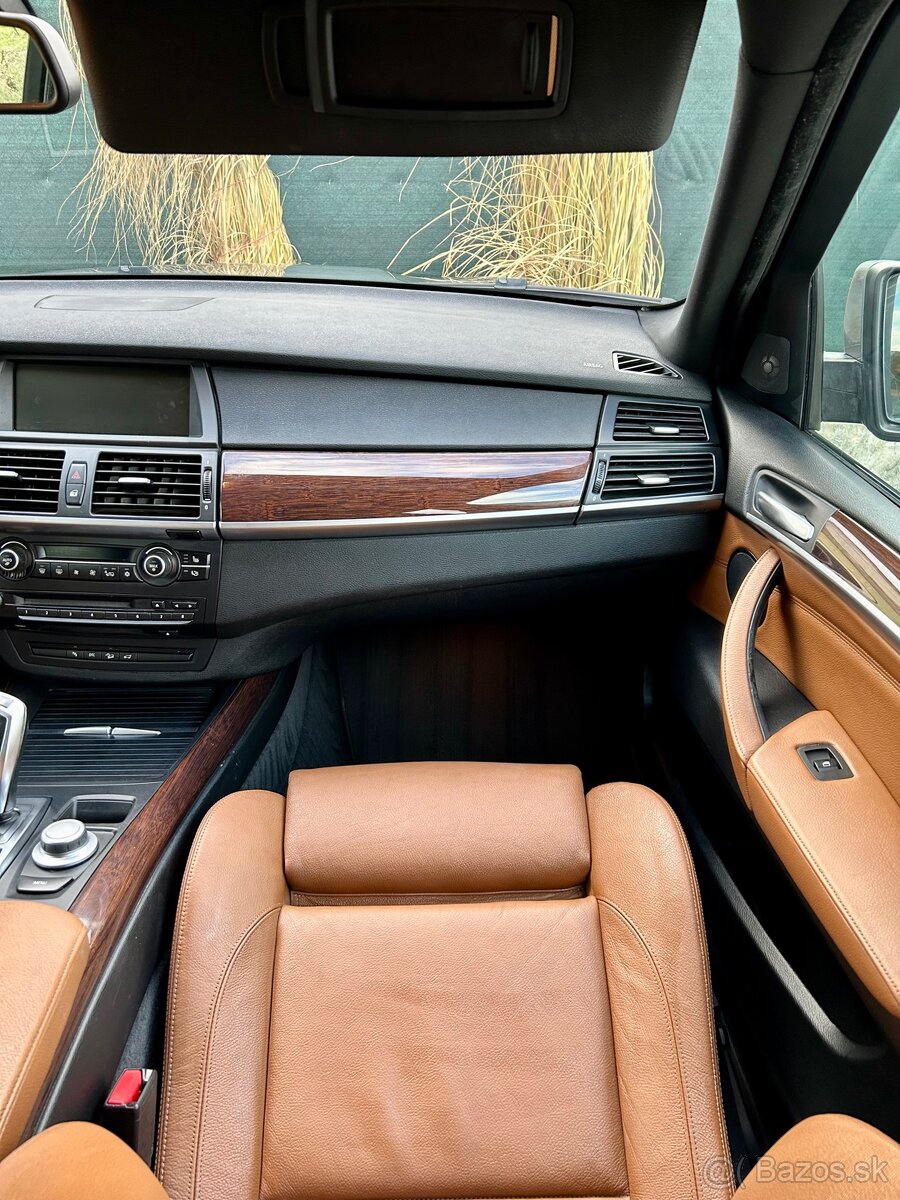 BMW X5 E70 3.0D - 10