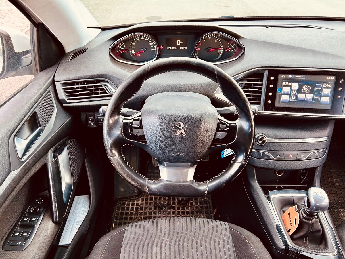 Peugeot 308 SW 1.6hdi 2015 - 10