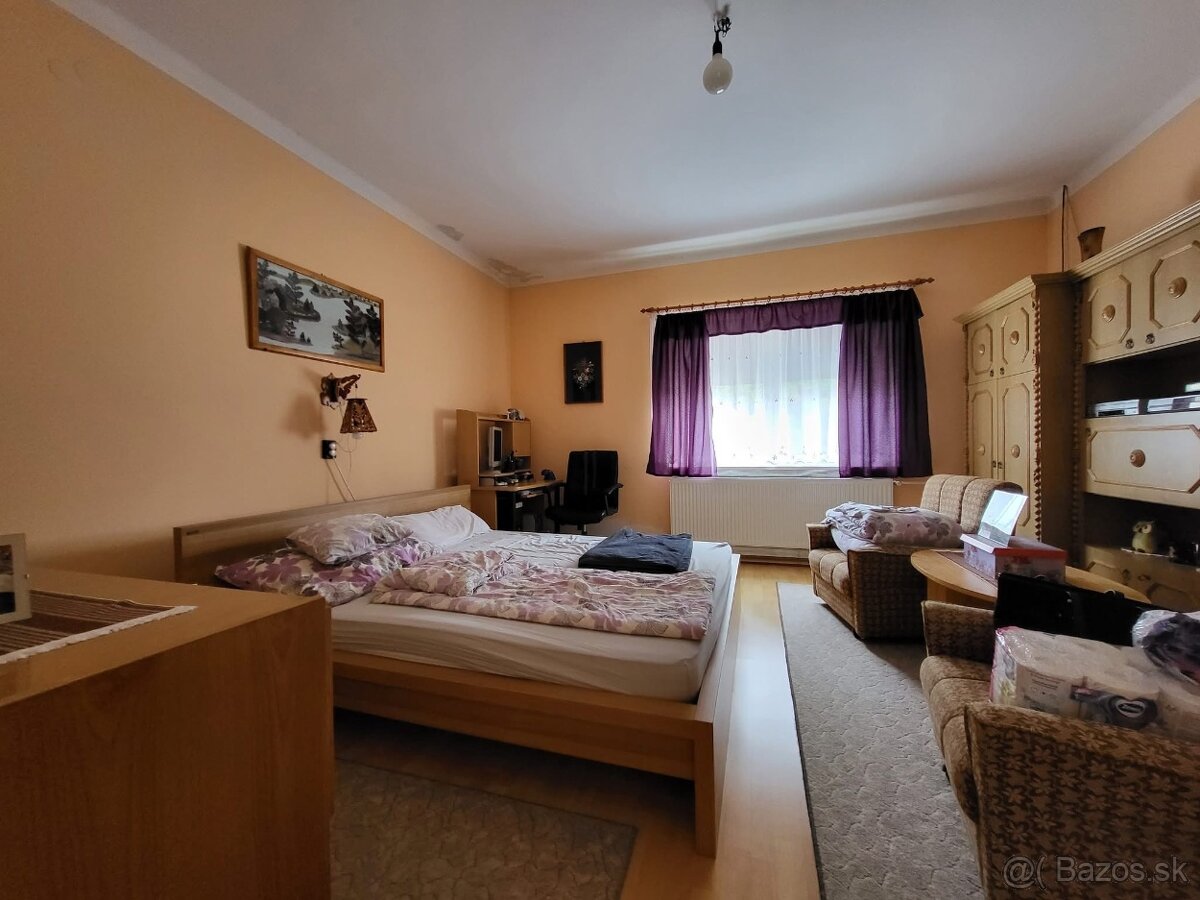 Dunakiliti – Rekonštruovaný dom a garzónka na veľkom pozemku - 10