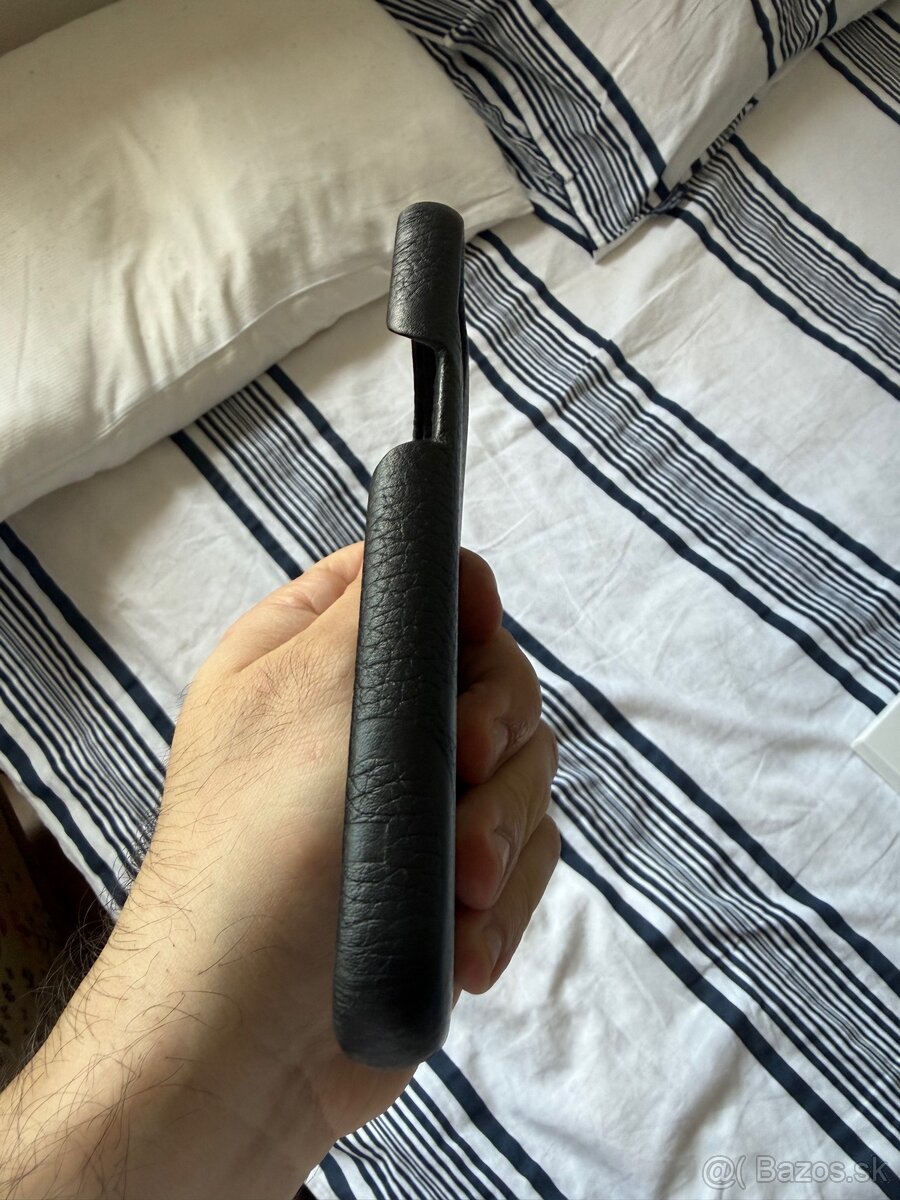 Originál kryty na IPhone 15/16 - 10