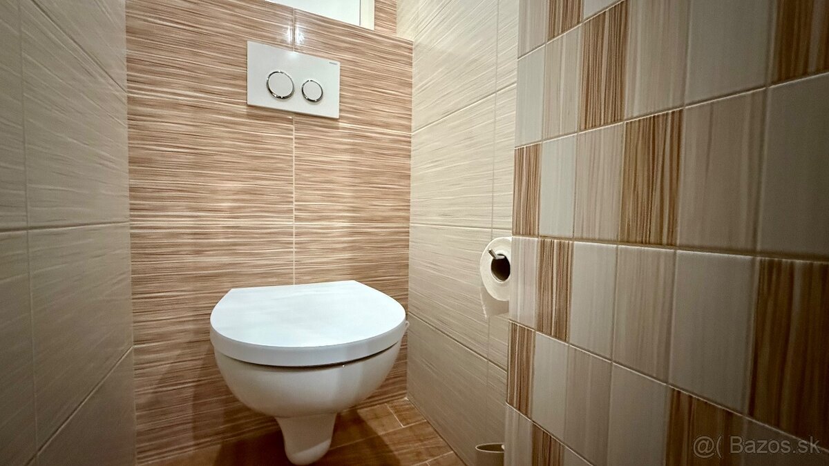 Priestranný byt v TEHLOVEJ bytovke, Beluša - 10