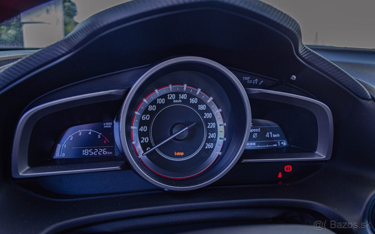 Mazda 3 2.2 Skyactiv-D150 Attraction Sedan - 10