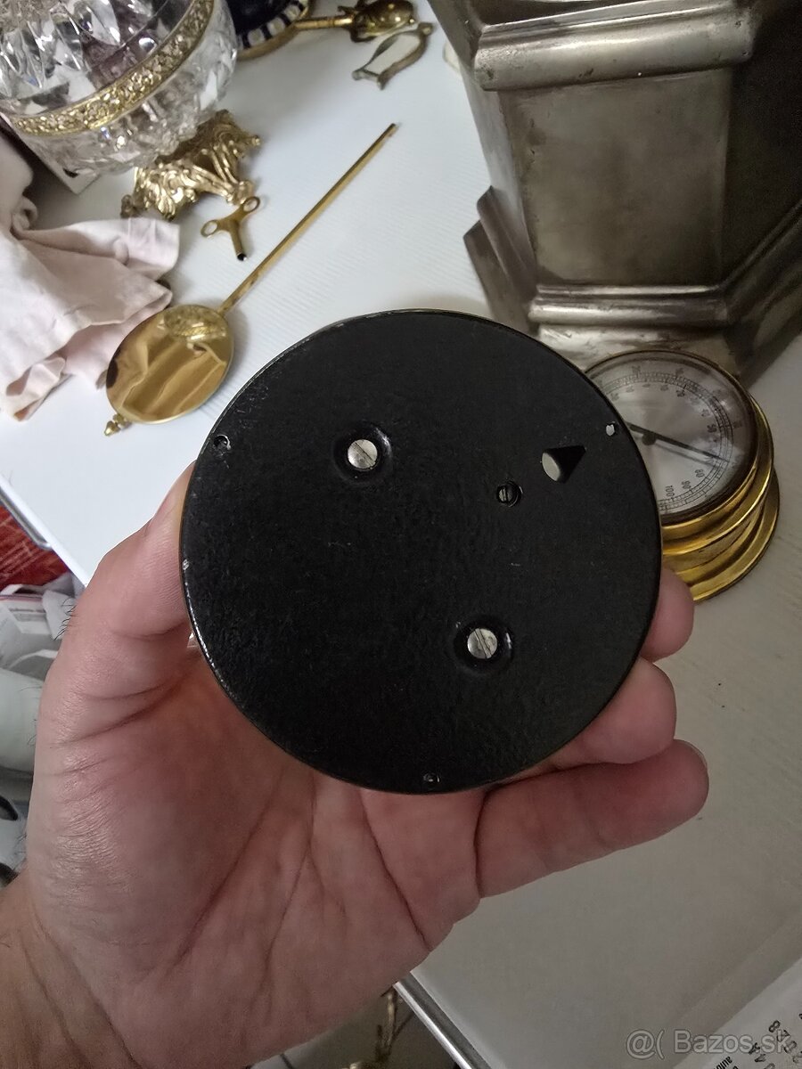 hodiny, barometer, teplomer a vlhkomer - 10