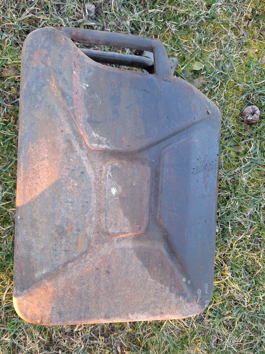 Kanister waffen SS - 10