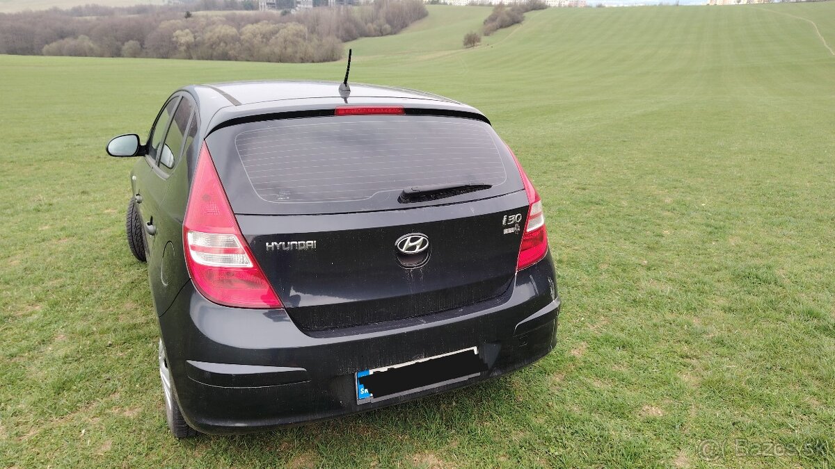 Predám Hyundai i30 1.4 benzín - 10
