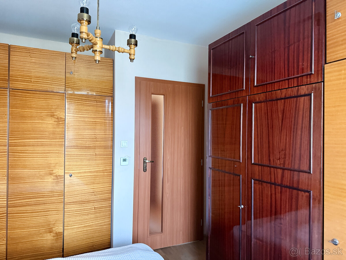 Ponúkame Vám na predaj rodinný dom v Novákoch - 10