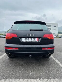 Audi Q7 - 10