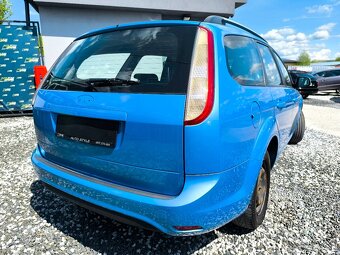 Ford Focus Kombi - 10