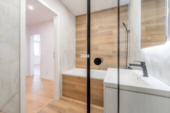 TERASA - PRAŽSKÁ, krásny 3 izb.byt nová rekonštrukcia. - 10