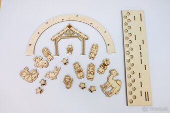 Adventný kalendár - drevený Betlehem - 10