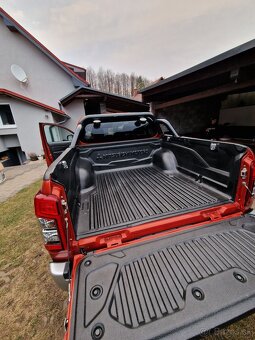 Mitsubishi L200 - 10