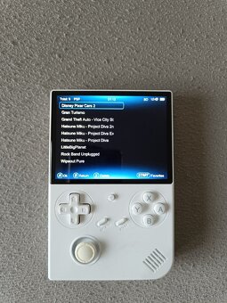 Anbernic RG40XXV MOZNA AJ VYMENA - 10