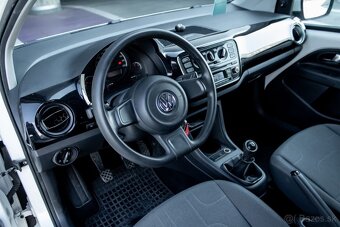 VW UP - 10