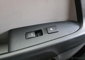 Kia Sportage 2.0-100kW-AUTOMAT-4x4-KŮŽE - 10