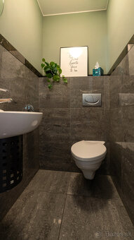 Exkluzívne na PREDAJ: Priestranný 4-podlažný rodinný dom (18 - 10