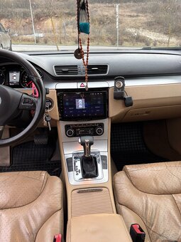 Volkswagen Passat 3c B6 2,0TDI DSG - 10