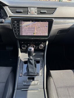 Škoda Superb Combi 2.0 TDI SCR Style DSG - 10