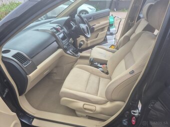 Honda CR-V - 10