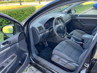 Volkswagen Golf 1.9 TDI - 10