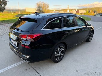2022 Hyundai i30 CW 1.6CRDi Facelift 85kW/116PS Kamera LED, - 10