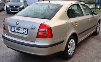 Škoda Octavia 1.6 Ambiente - 10