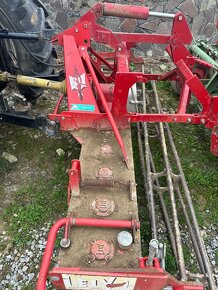 Poľnohospodárske stroje - 10