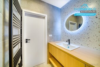 2 izbový byt po kompletke s výmerou 67m2, Sídlisko III. - 10